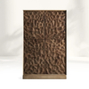 Gabinete de bronze texturizado