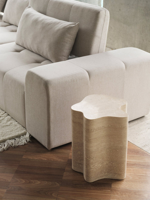 Mesa lateral da casca de árvore