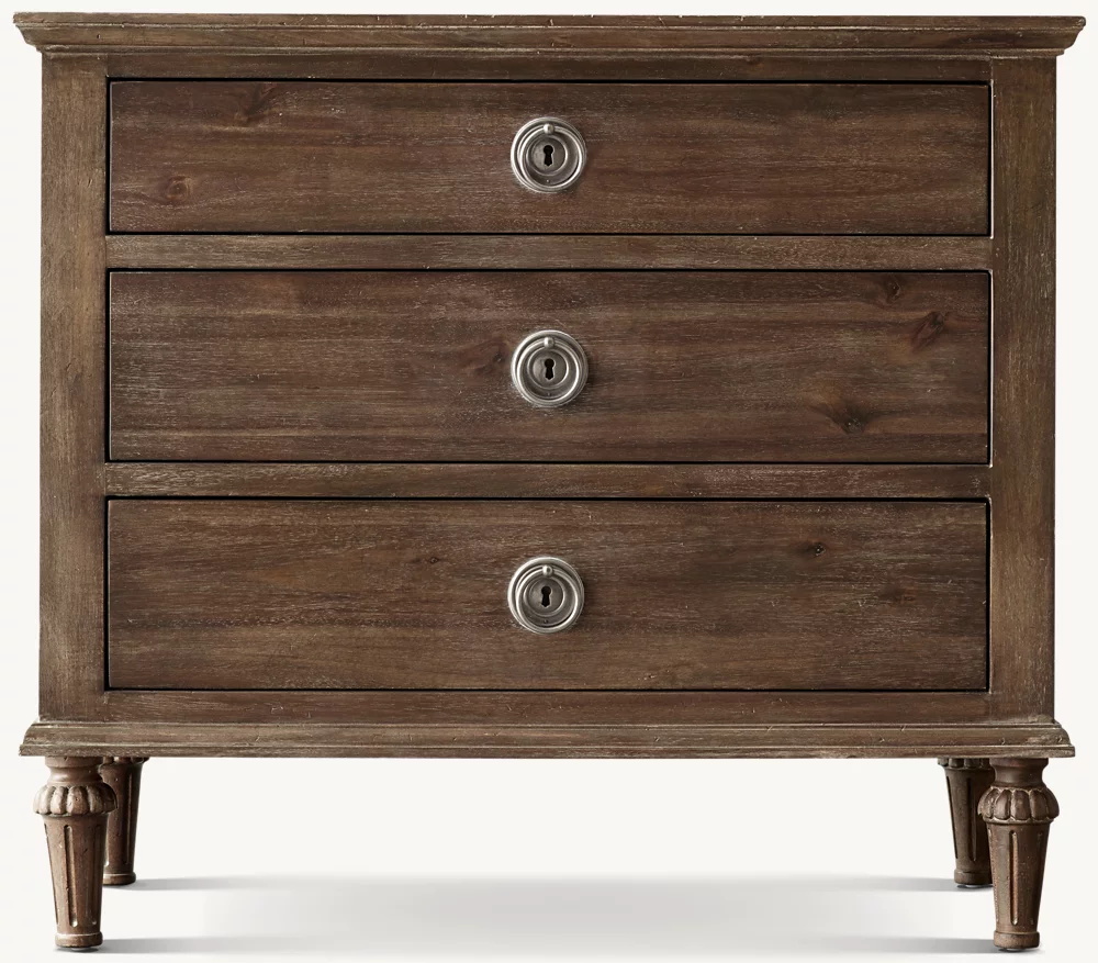 Rattan & Wood fechou a mesa de cabeceira