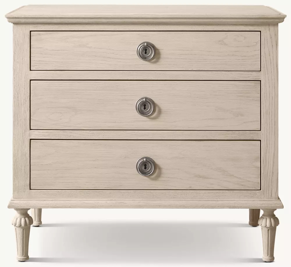 Rattan & Wood fechou a mesa de cabeceira