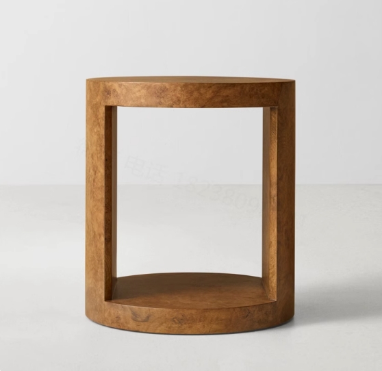 Mesa de cabeceira redonda de madeira de luxo com prateleira aberta