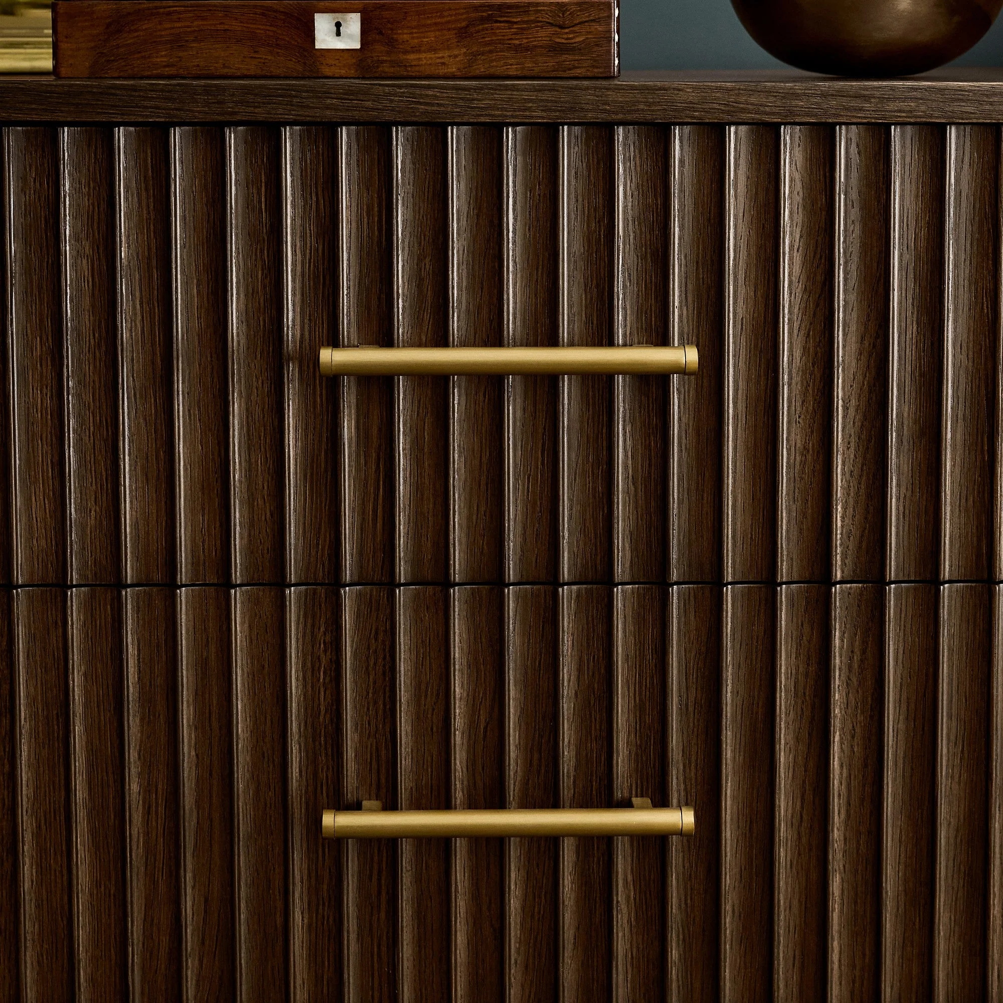  Cômoda simplesmente de 6 gotas