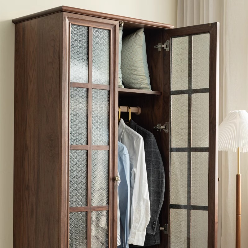 Guarda de madeira de nogueira preta