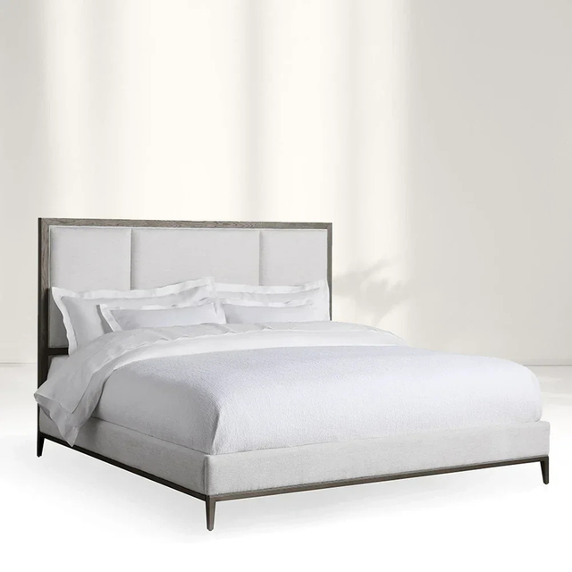 Cama estofada de conforto minimalista