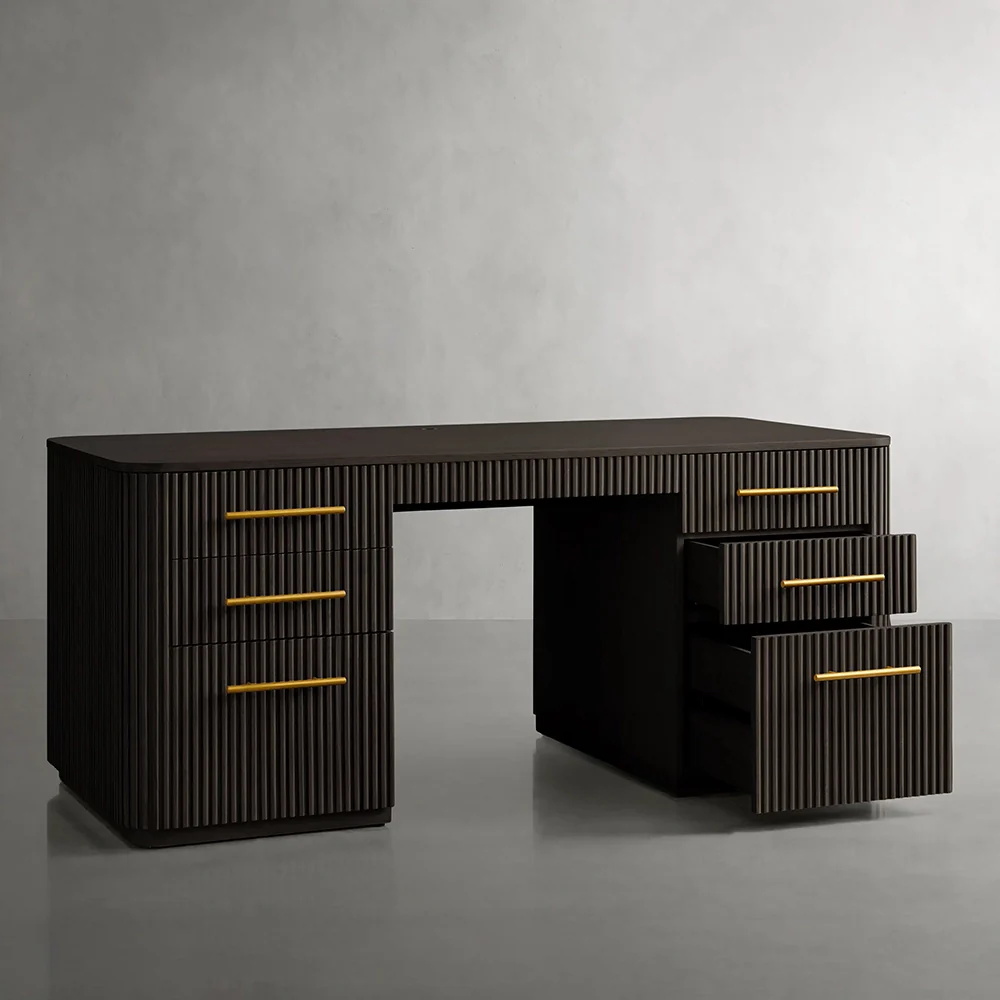 Escrivaninha de carvalho