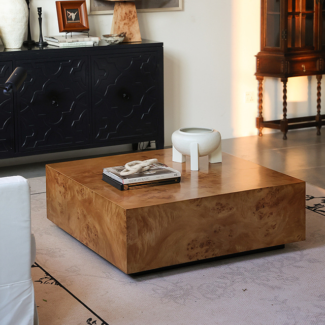 Mesa de café da casca de árvore americana