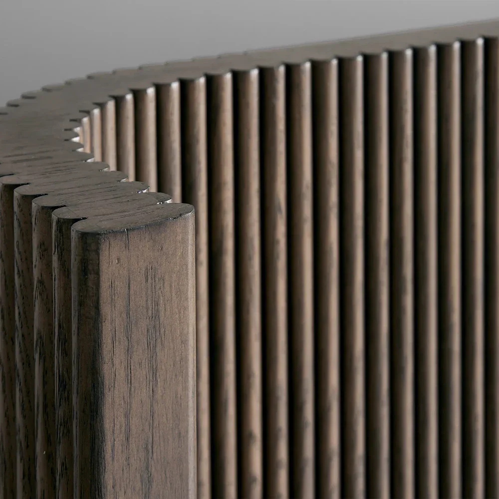 Finnley Brooved Ebony Bed 