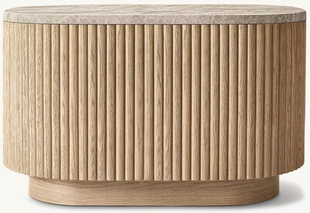 Mesa lateral do retângulo de pedra