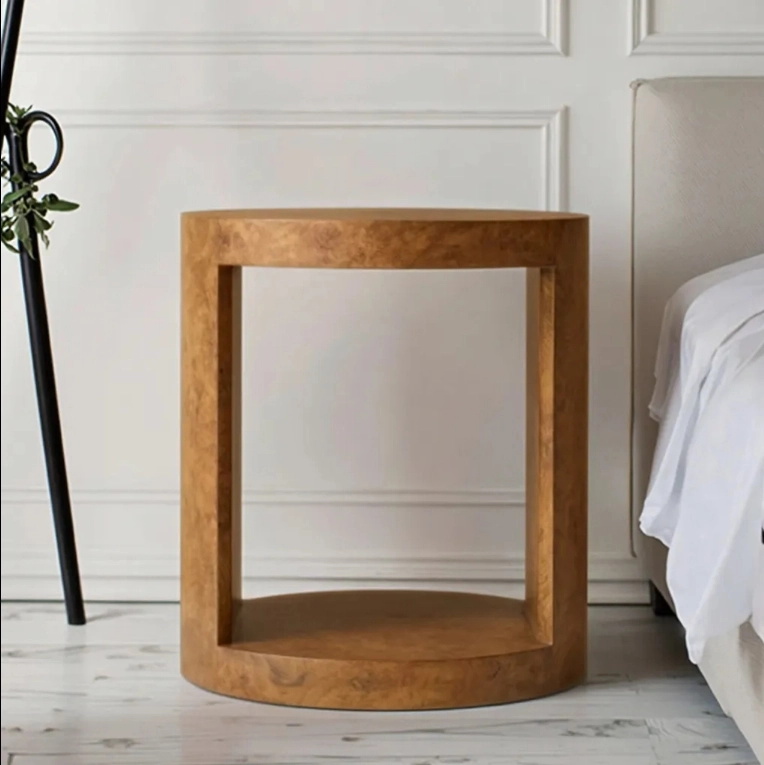 Mesa de cabeceira redonda de madeira de luxo