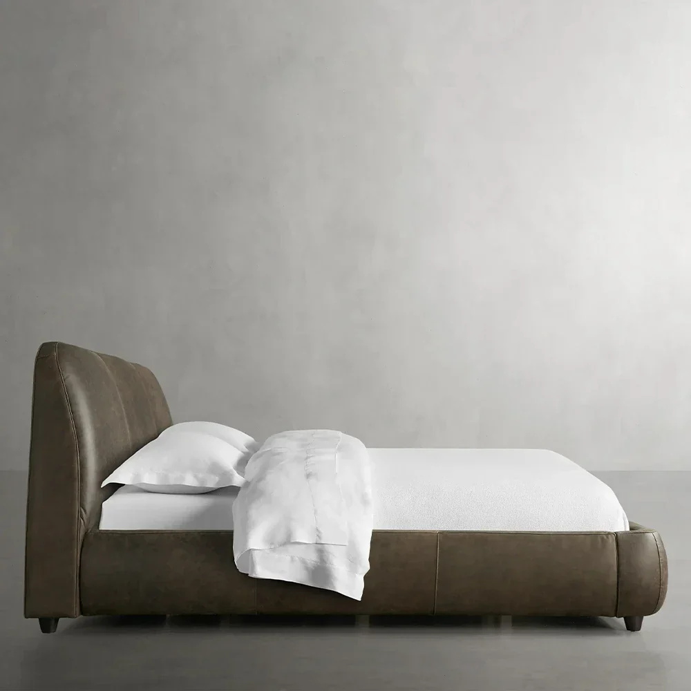  Cama de couro Finnley