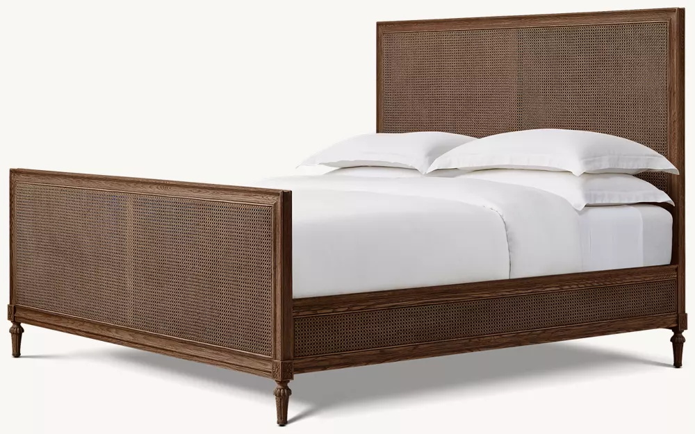 Cama de vime e madeira com pé