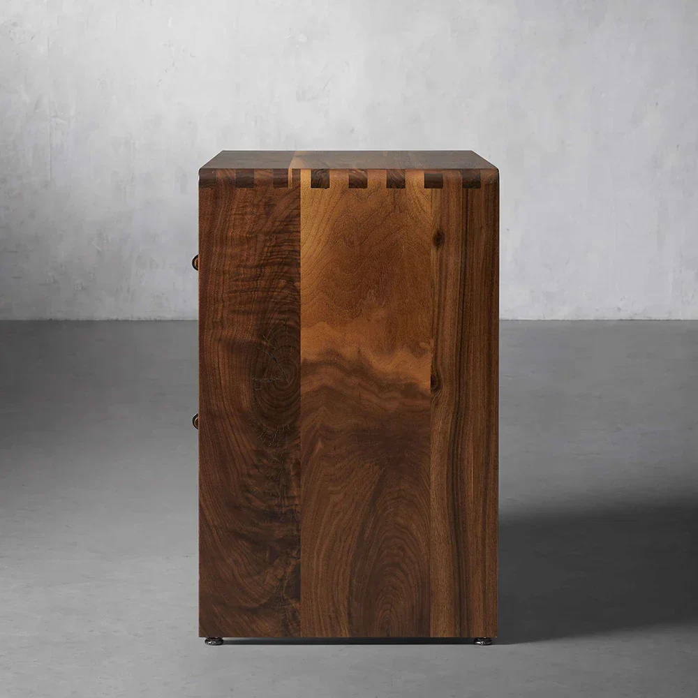 Mesa de cabeceira de madeira sólida de estilo francês